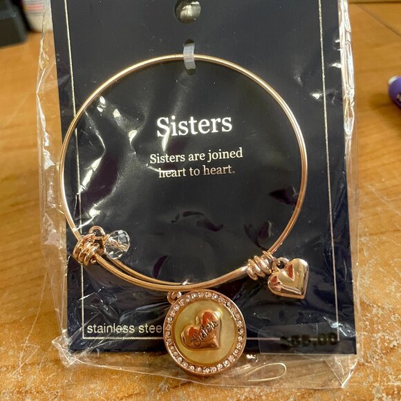 BELK SILVERWORKS SOUTHERN CHARM SISTERS ARE JOINED HEART TO HEART BRACELET - Picture 1 of 2